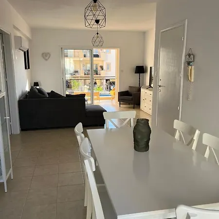 Mountain View - * Polis