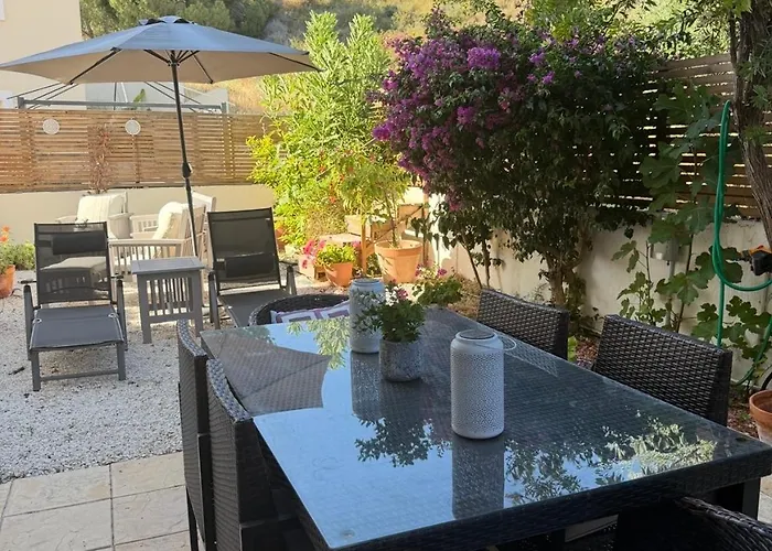 Mountain View - * Polis