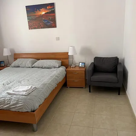 Apartment Mountain View - *