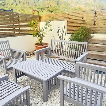 Apartment Mountain View - Polis
